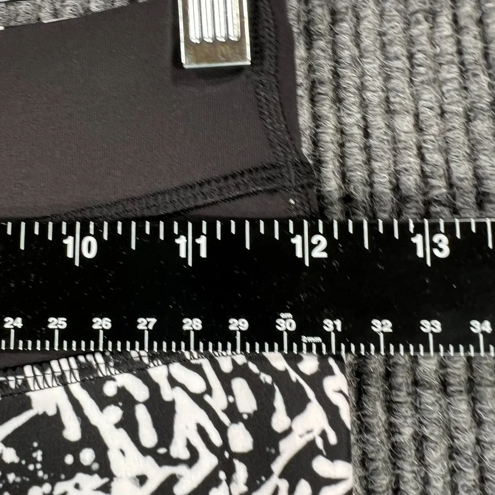 Lululemon Leggings Womens‎ Size 2 Black White Activewear Workout Casual Gym